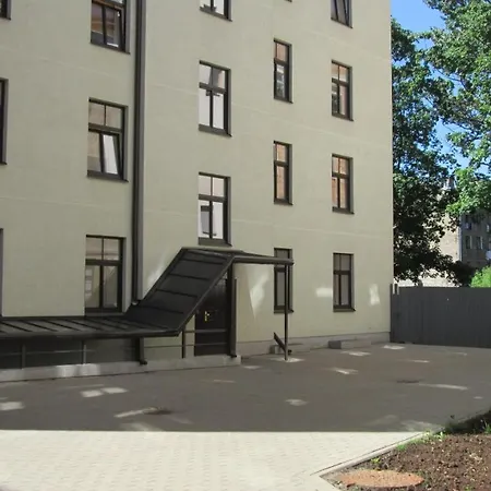 Centre Sun Apartment
