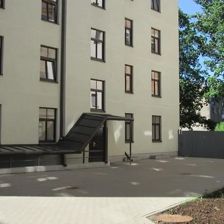 Centre Sun アパート