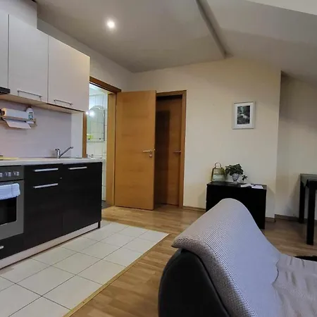 Centre Sun Апартаменти *